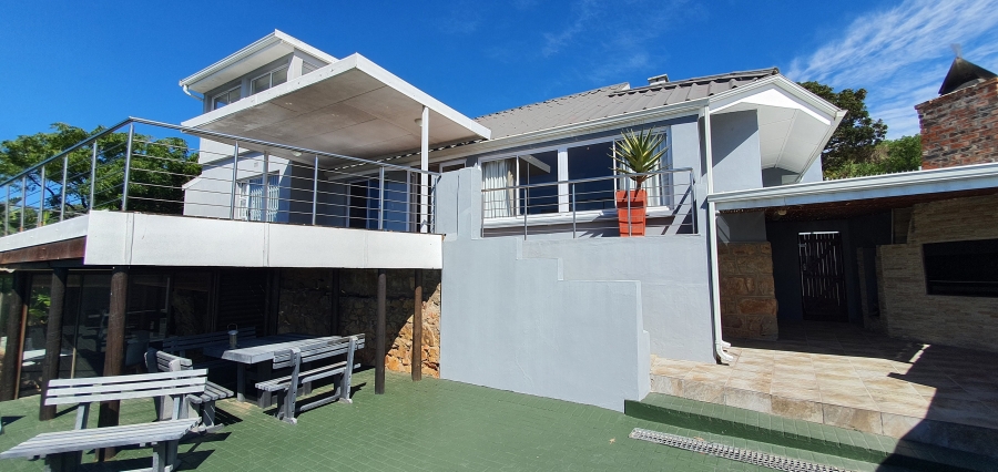 4 Bedroom Property for Sale in Mossel Bay Central Western Cape